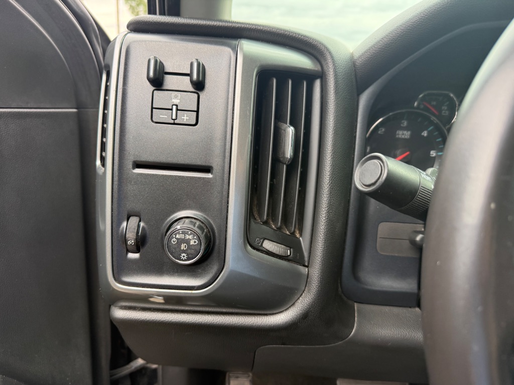 2018 Chevrolet Silverado - $16,575