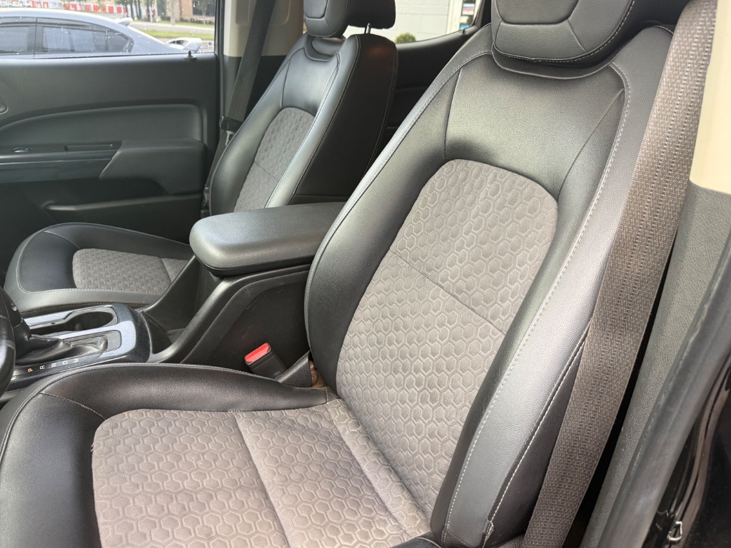 2015 Chevrolet Colorado - $15,777
