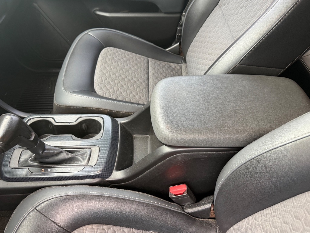 2015 Chevrolet Colorado - $15,777