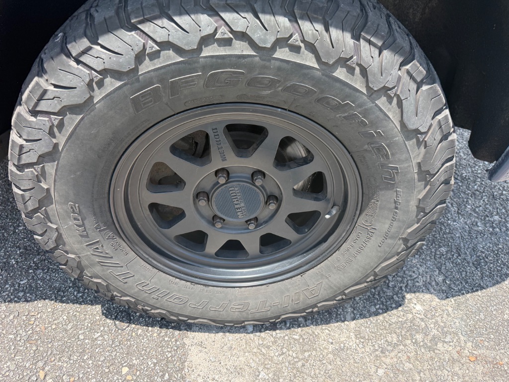 2016 GMC Sierra 1500 - $14,999
