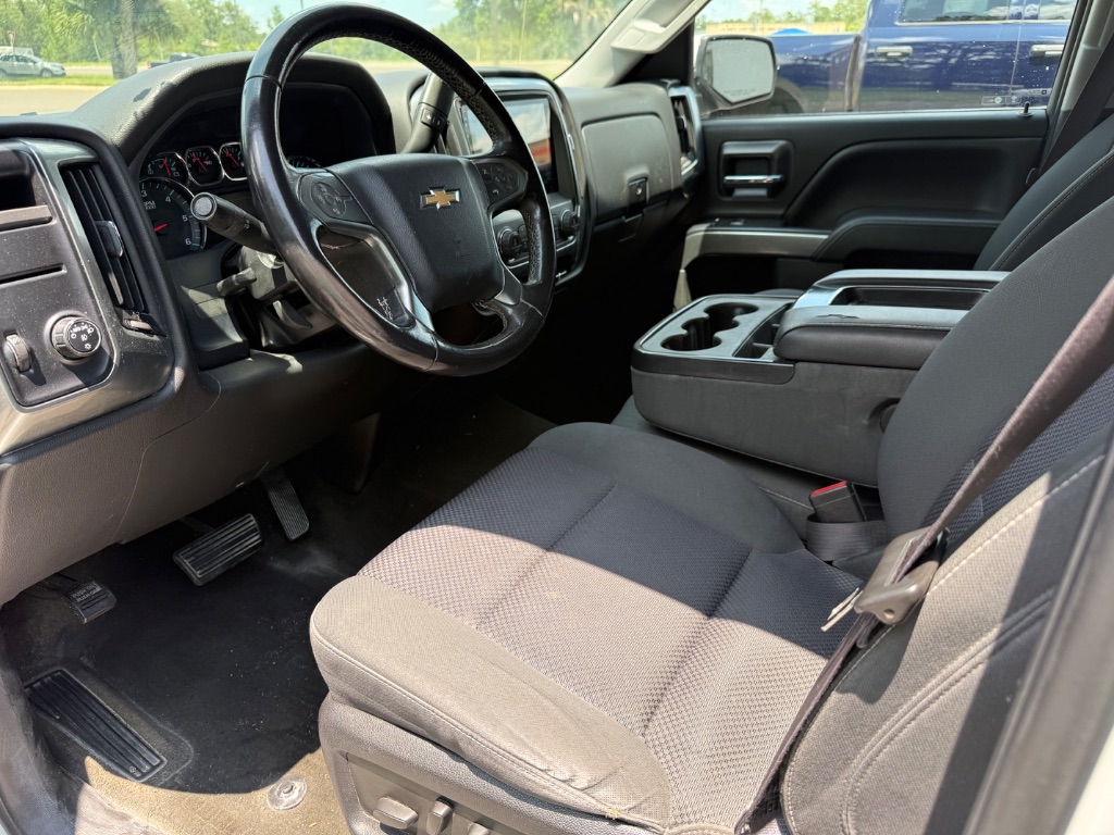 2016 Chevrolet Silverado 1500 - $17,999