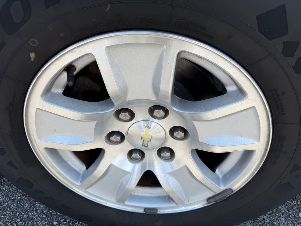 2016 Chevrolet Silverado 1500 - $17,999