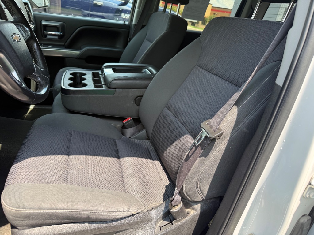 2016 Chevrolet Silverado 1500 - $17,999