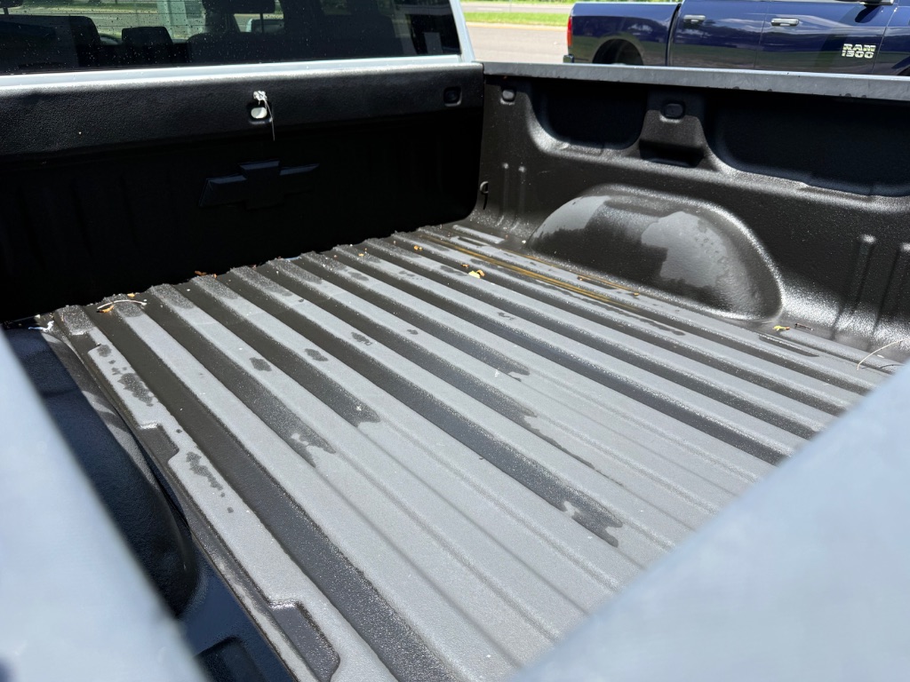 2016 Chevrolet Silverado 1500 - $17,999