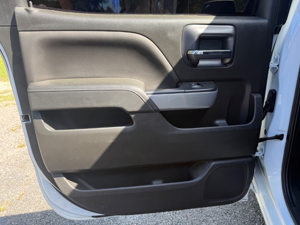 2018 Chevrolet Silverado 1500 - $19,999