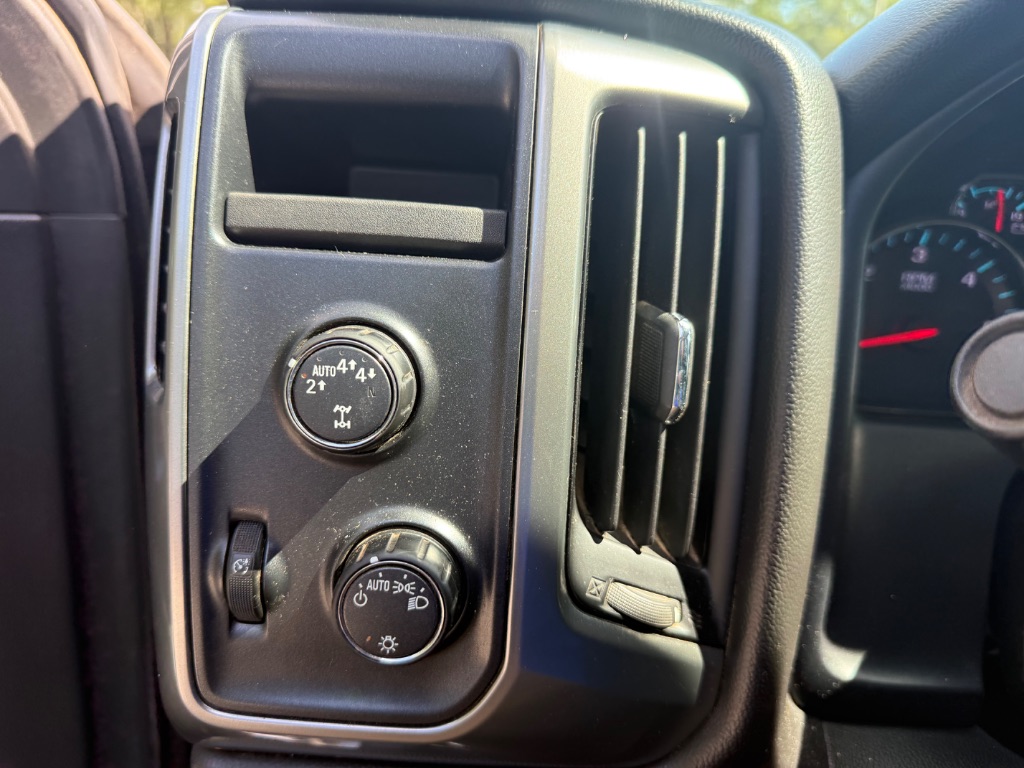 2018 Chevrolet Silverado - $18,578