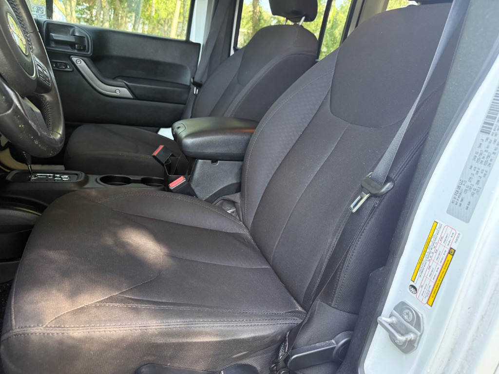 2015 Jeep Wrangler - $11,555