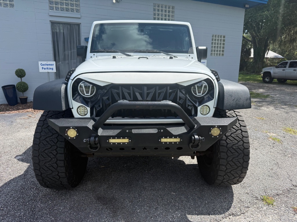 2015 Jeep Wrangler - $11,555