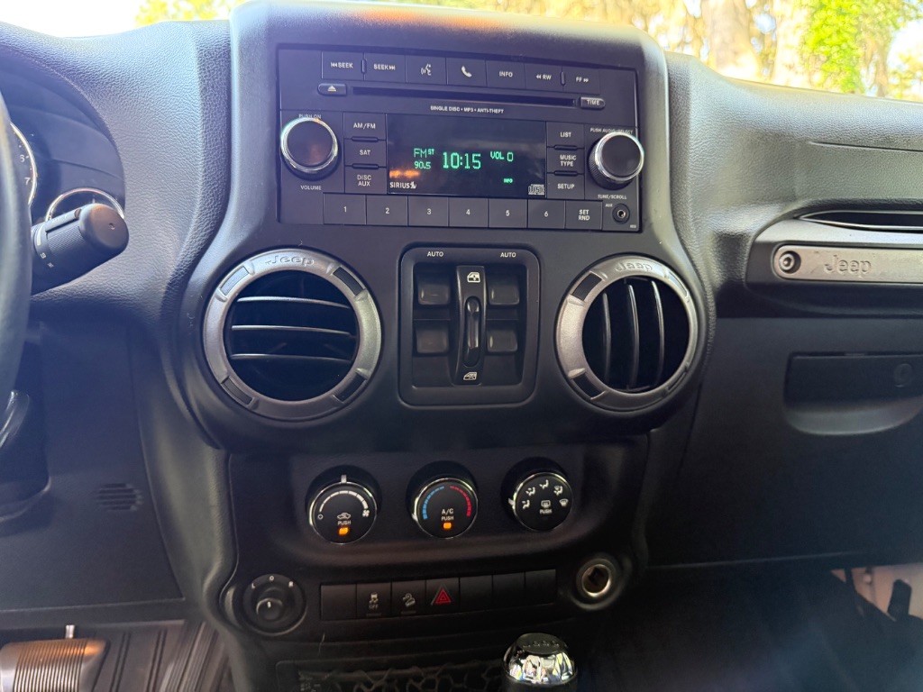 2015 Jeep Wrangler - $11,555