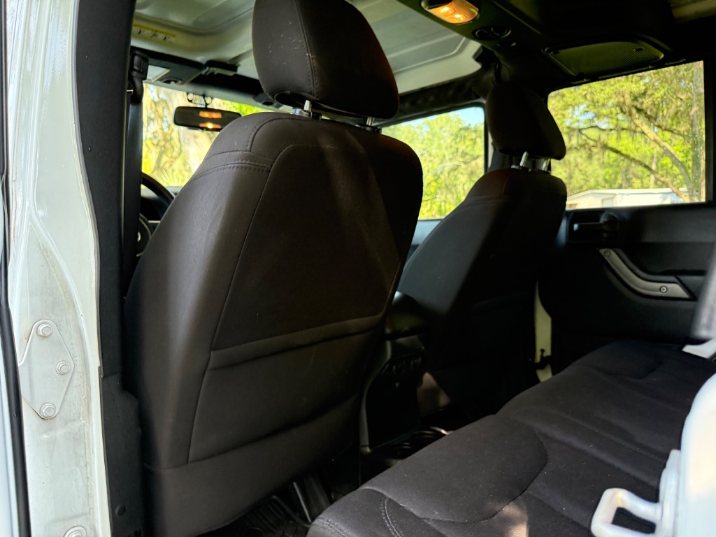 2015 Jeep Wrangler - $11,555