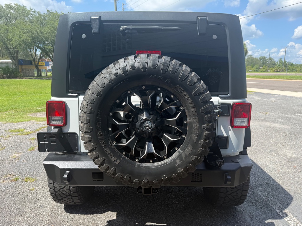 2015 Jeep Wrangler - $11,555