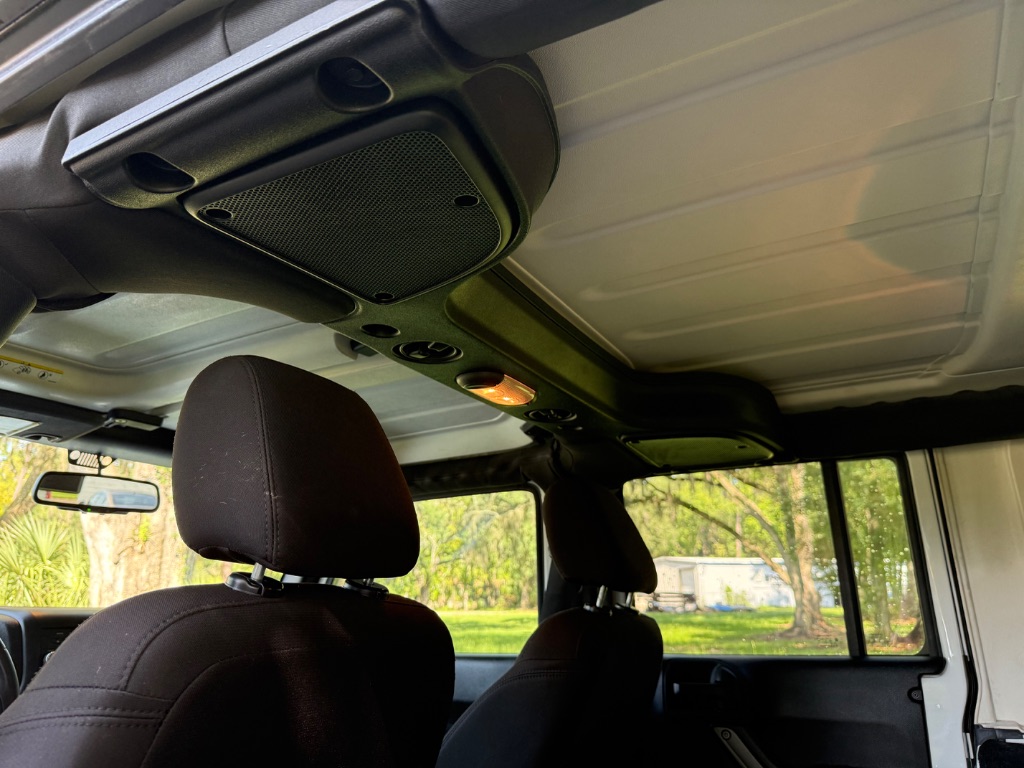 2015 Jeep Wrangler - $11,555