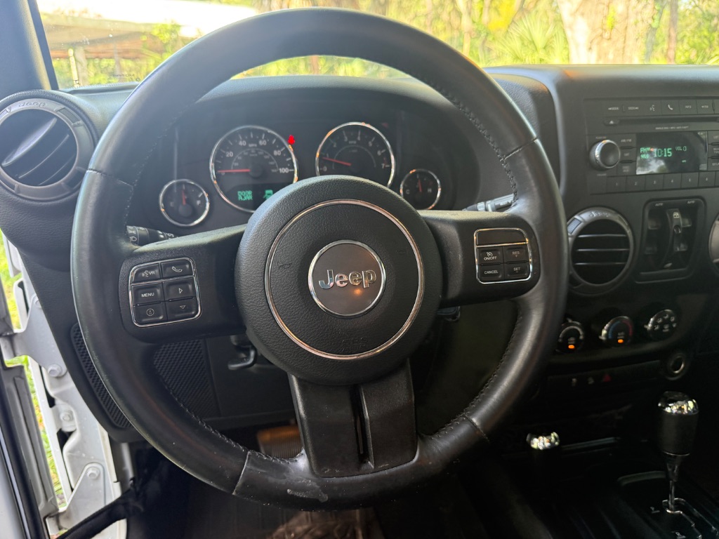 2015 Jeep Wrangler - $11,555