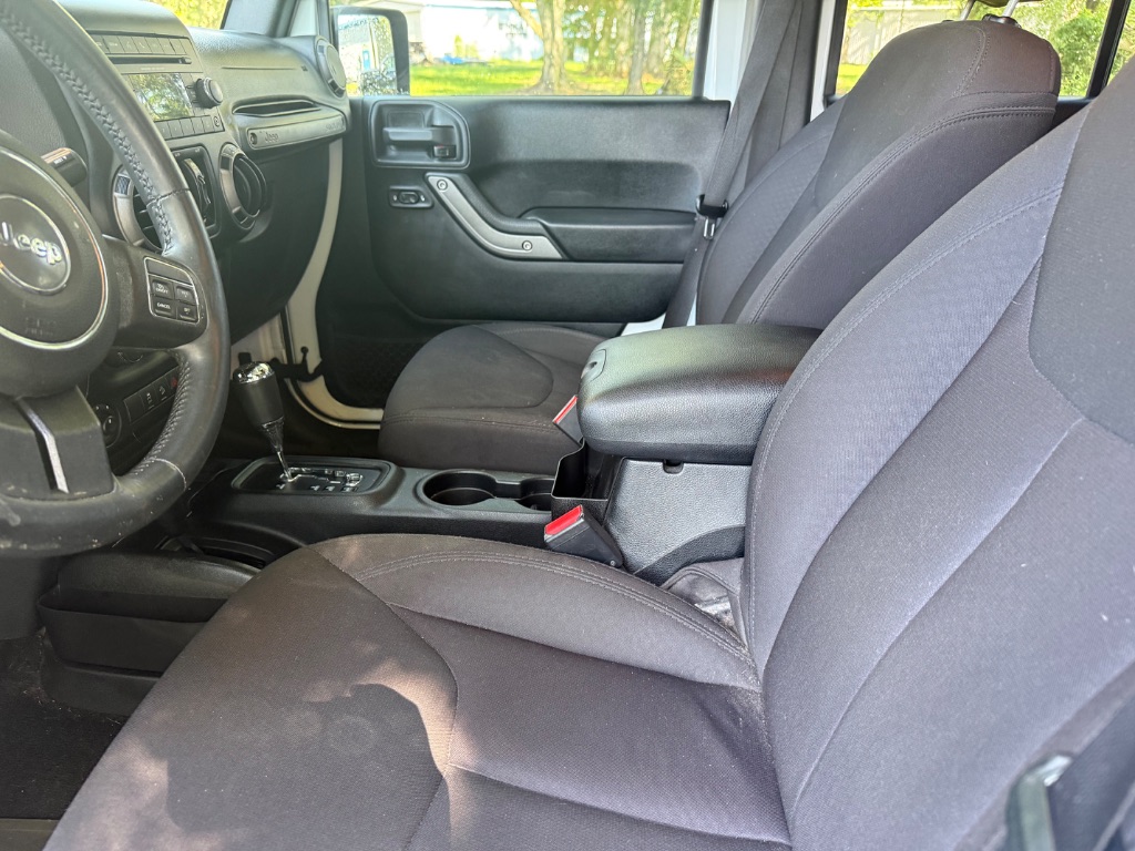 2015 Jeep Wrangler - $11,555