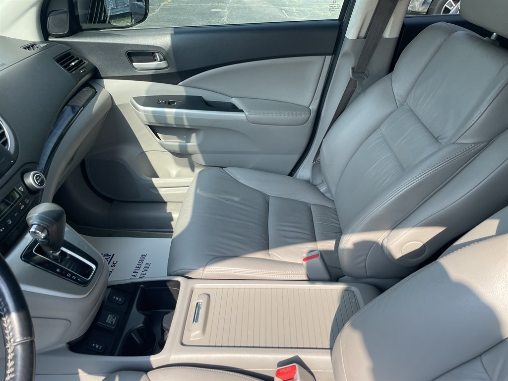 2014 Honda CR-V - $12,940