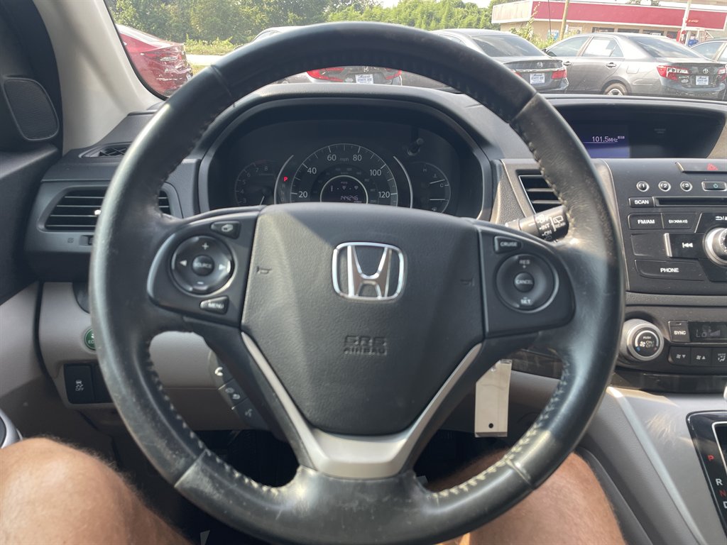 2014 Honda CR-V - $12,940