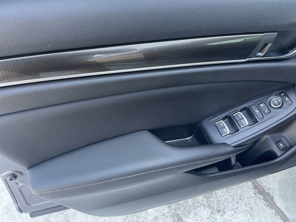 2019 Honda Accord - $17,940