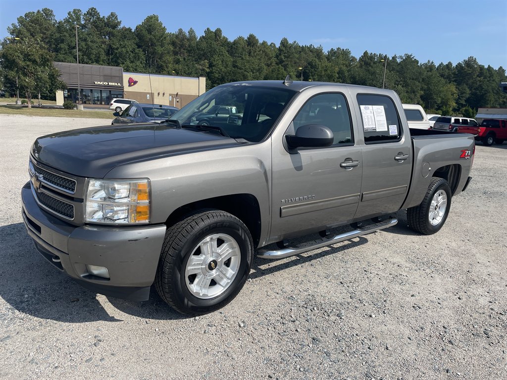 2013 Chevrolet Silverado - $12,940