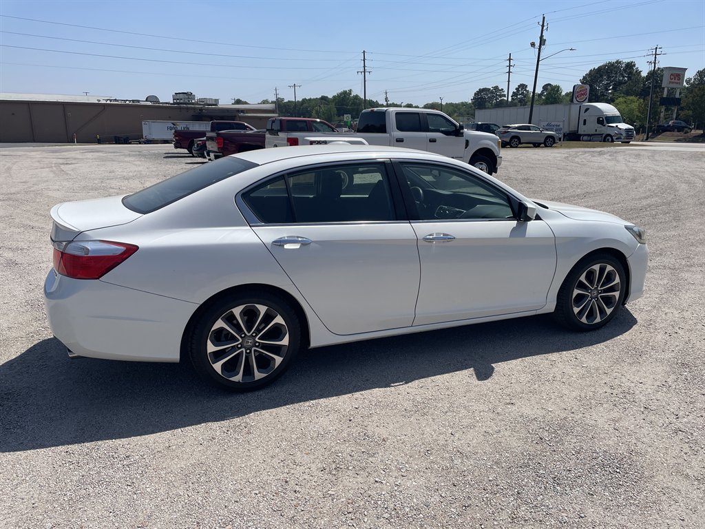 2015 Honda Accord - $10,730