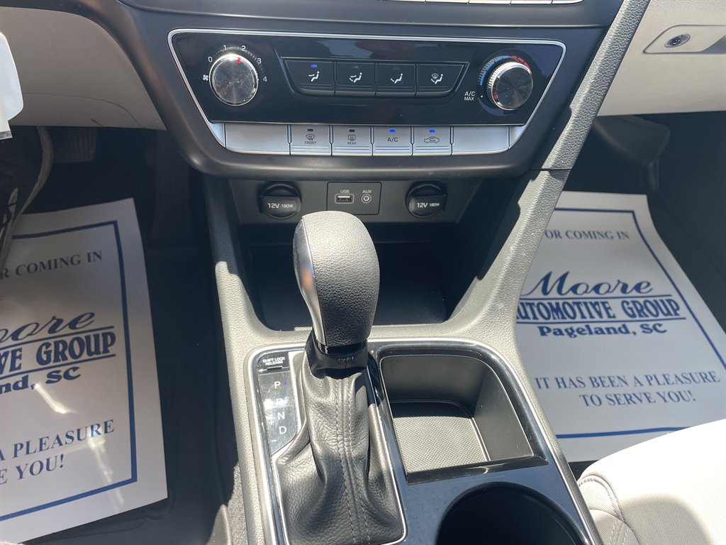 2019 Hyundai Sonata - $15,980