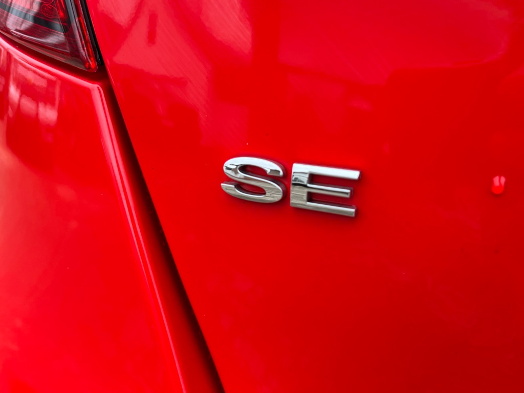 2014 Ford Fiesta SE photo