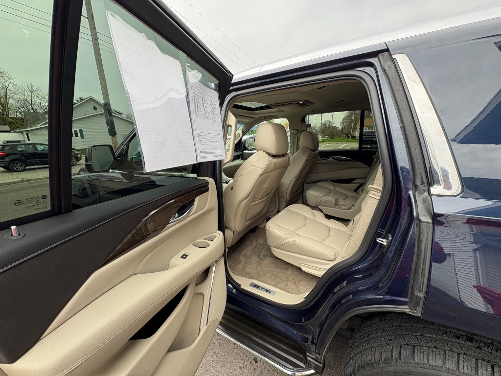 2018 Cadillac Escalade Premium photo