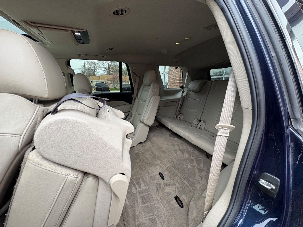 2018 Cadillac Escalade Premium photo