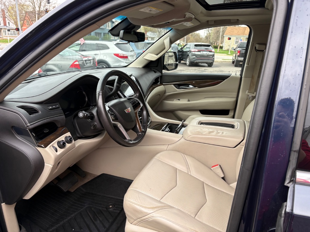 2018 Cadillac Escalade Premium photo