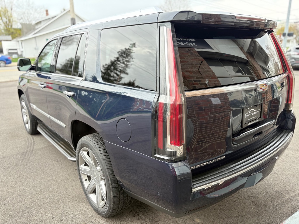 2018 Cadillac Escalade Premium photo