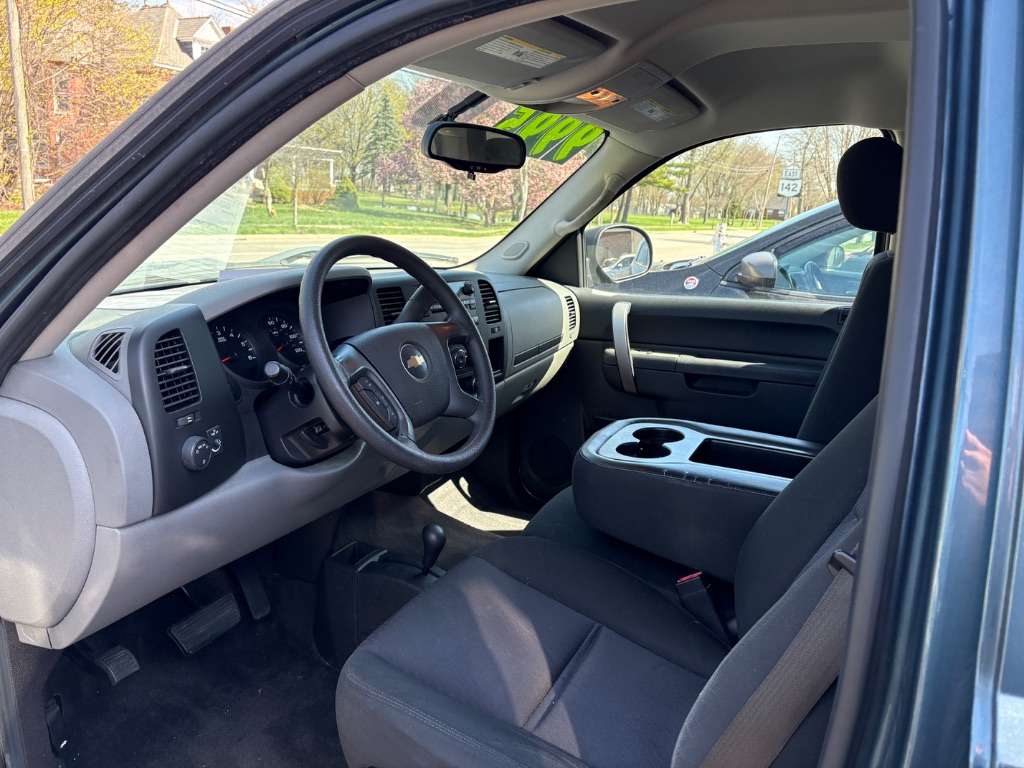 2010 Chevrolet Silverado 1500 LS photo