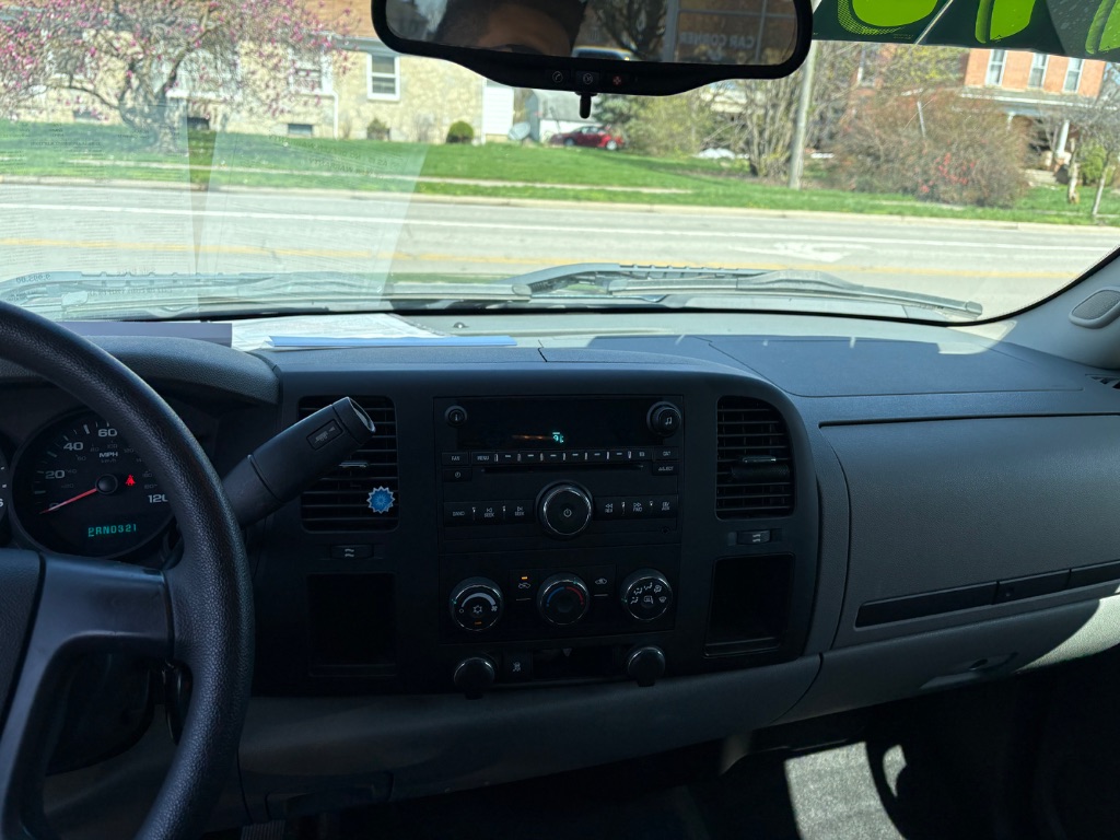 2010 Chevrolet Silverado 1500 LS photo