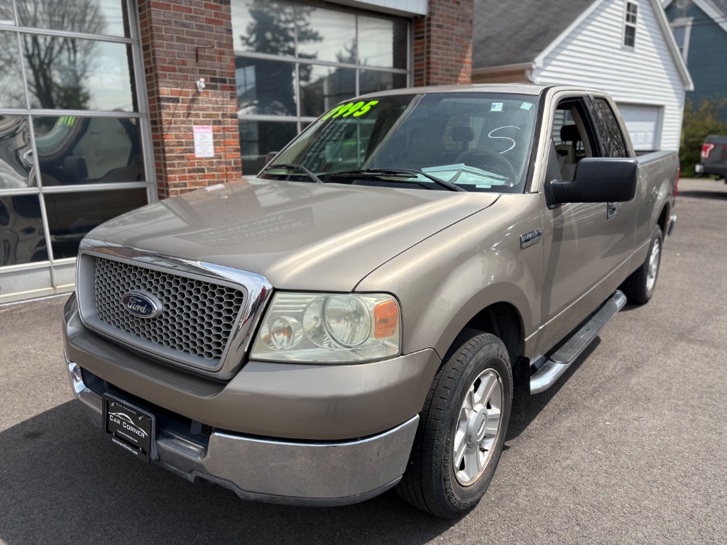 2004 Ford F-150 XL photo