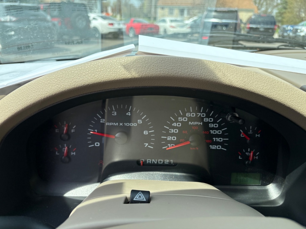 2004 Ford F-150 XL photo