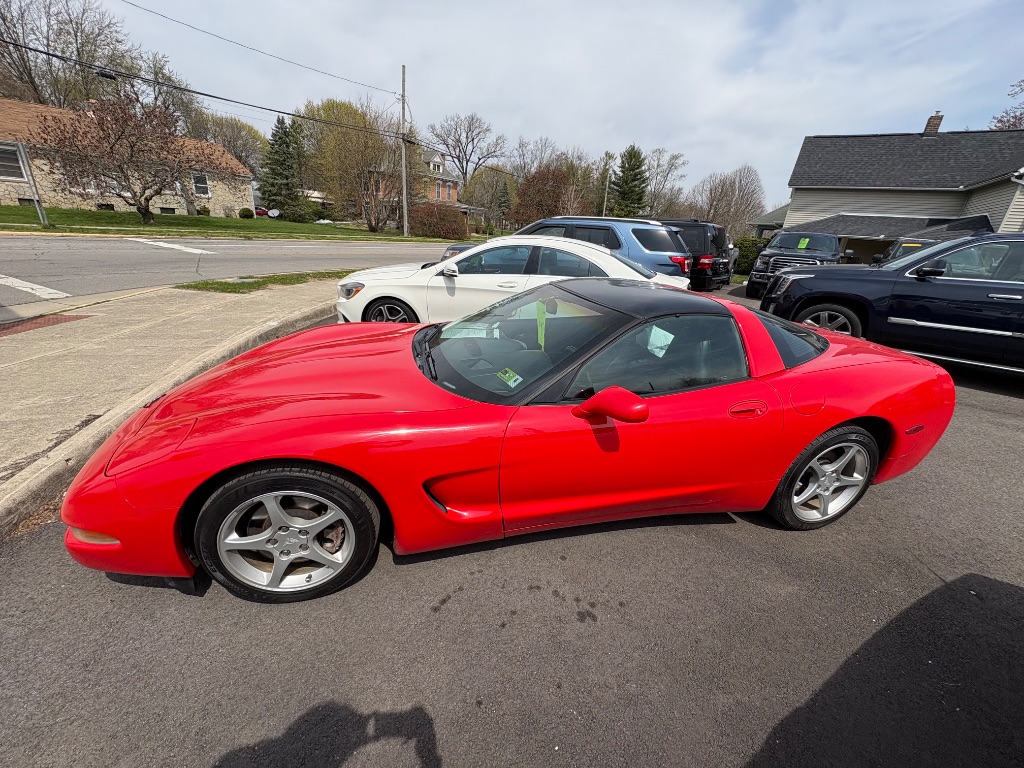 2001 Chevrolet Corvette photo