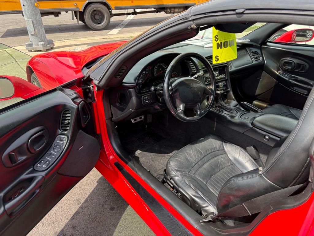 2001 Chevrolet Corvette photo