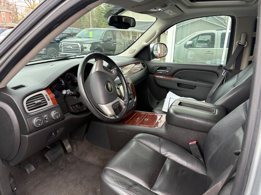 2012 Chevrolet Suburban LTZ 1500 photo