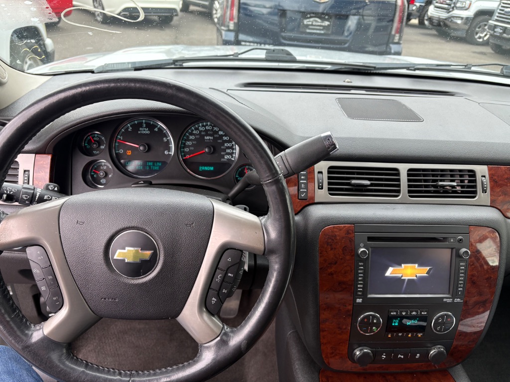 2012 Chevrolet Suburban LTZ 1500 photo