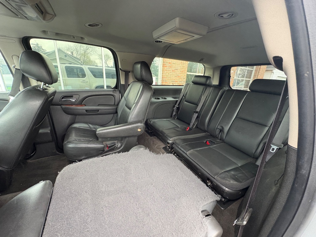2012 Chevrolet Suburban LTZ 1500 photo