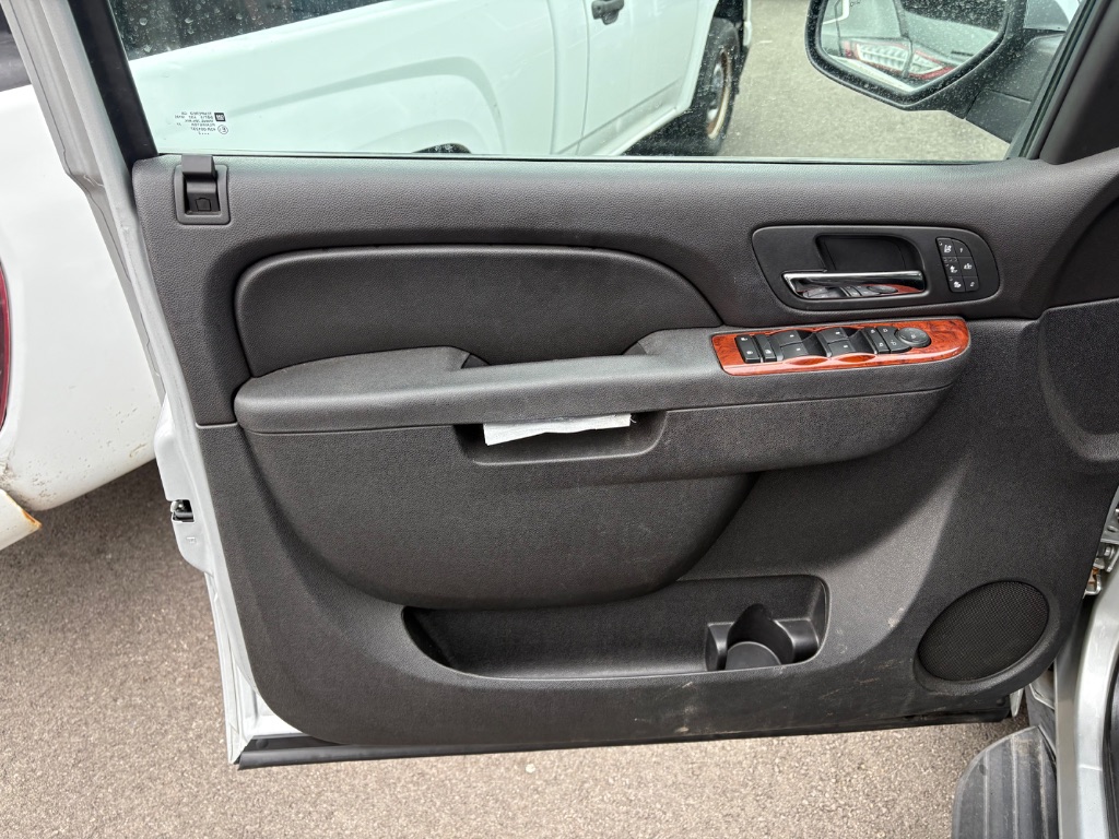 2012 Chevrolet Suburban LTZ 1500 photo