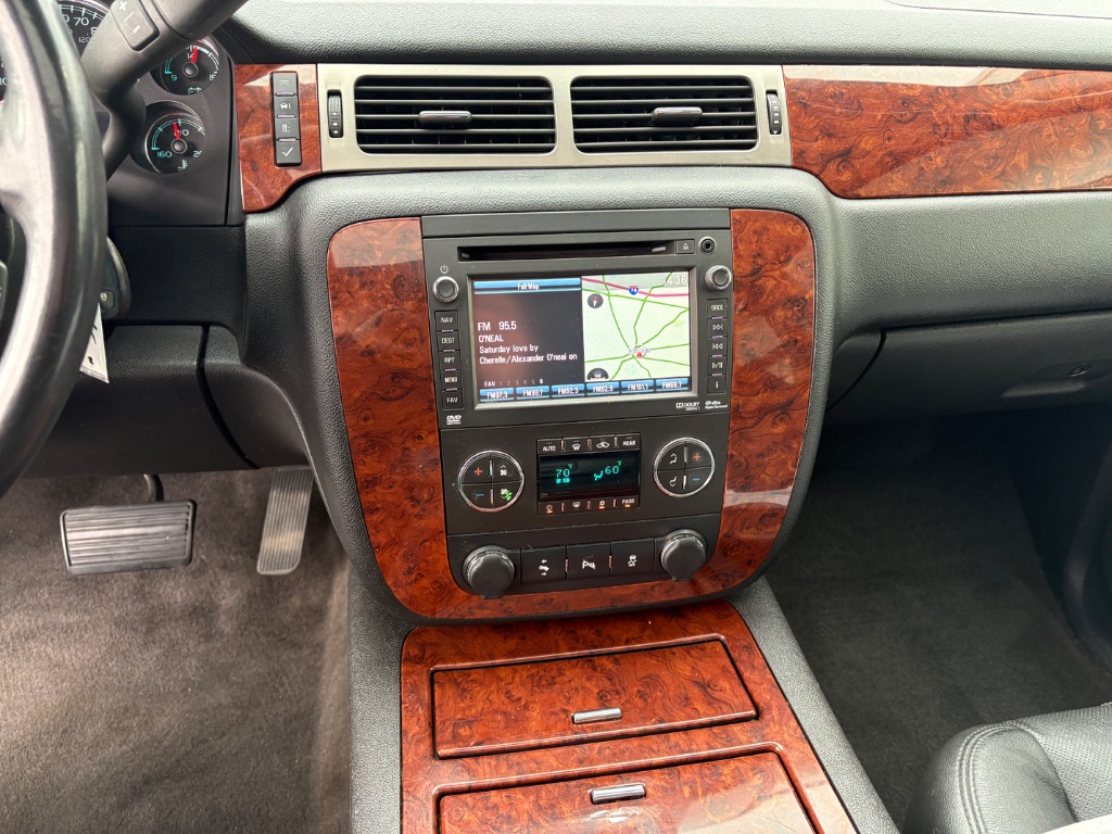 2012 Chevrolet Suburban LTZ 1500 photo