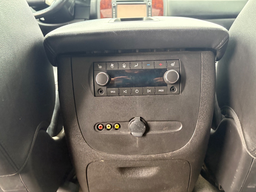2012 Chevrolet Suburban LTZ 1500 photo