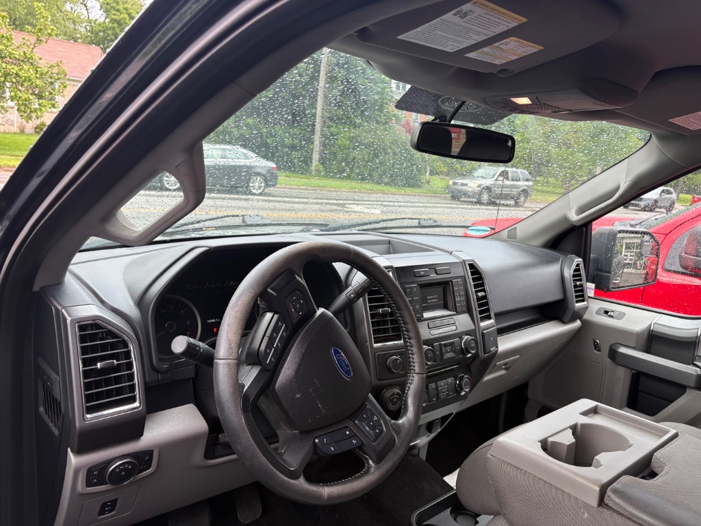 2016 Ford F-150 - $14,995