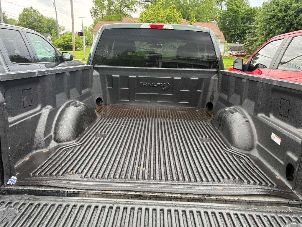 2016 Ford F-150 - $14,995