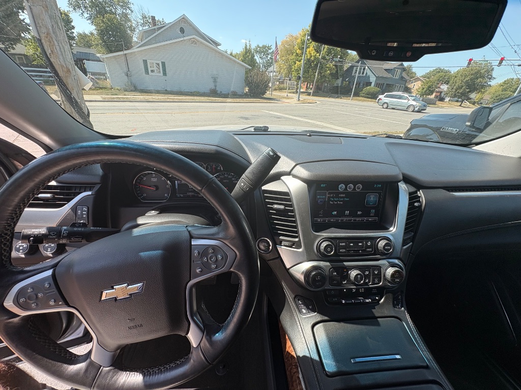 2015 Chevrolet Tahoe - $20,995