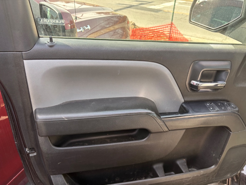2016 GMC Sierra 2500HD - $17,995