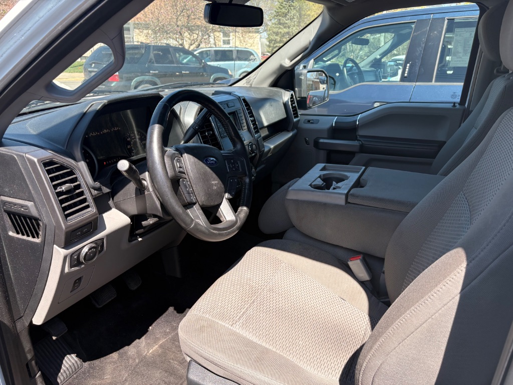 2017 Ford F-150 - $18,995