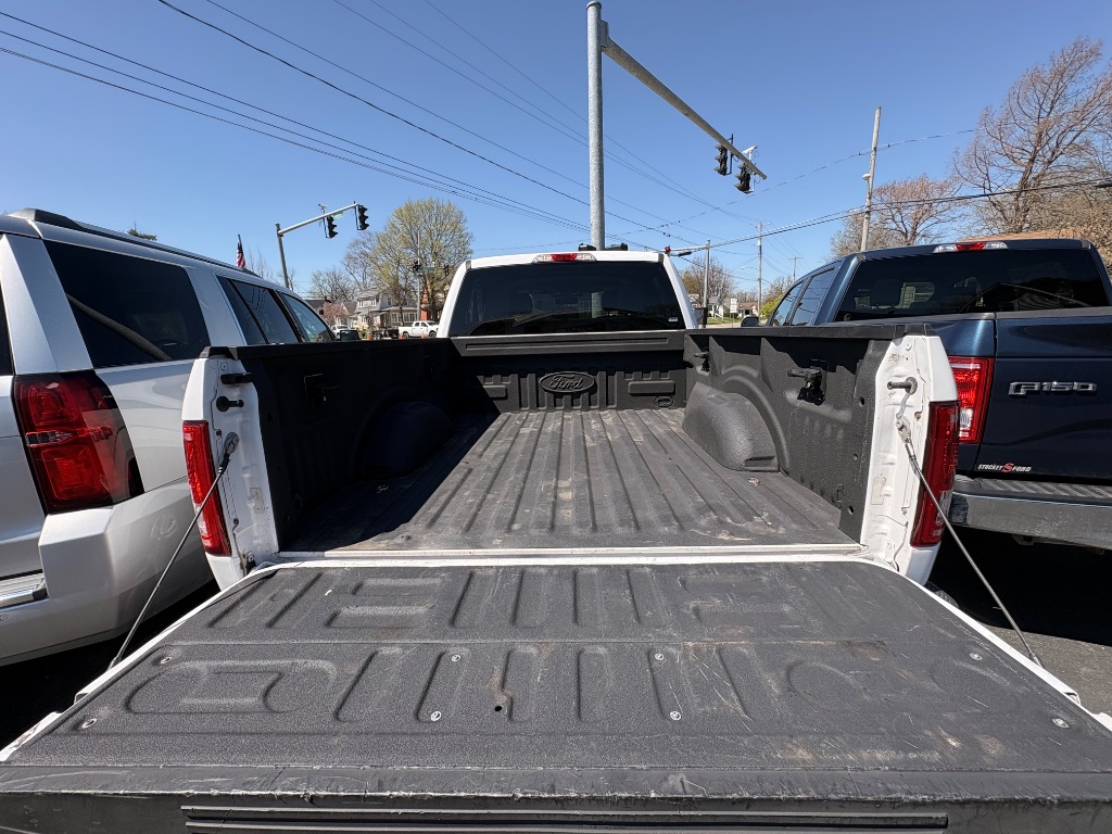 2017 Ford F-150 - $18,995