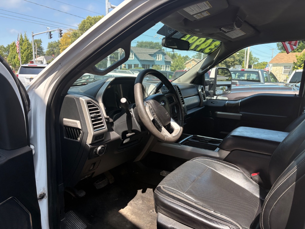 2017 Ford F-350 - $34,995