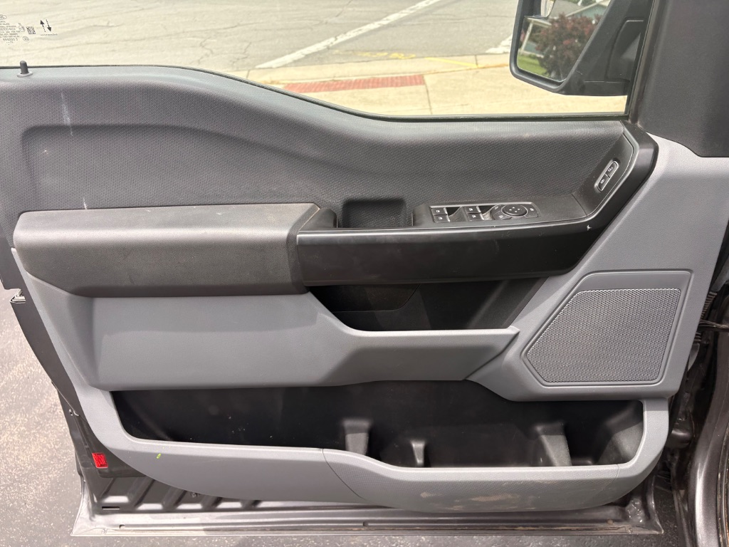 2022 Ford F-150 - $19,995