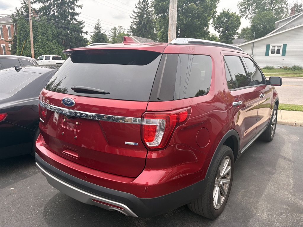 2017 Ford Explorer - $15,995
